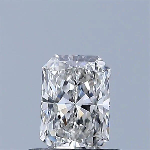 0.51ct Radiant Lab Grown Diamond (Colour F, Clarity VVS1, IGI Certified)