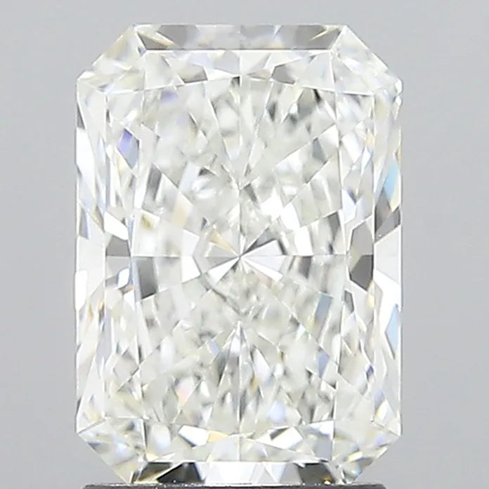 2.04ct Radiant Lab Grown Diamond (Colour F, Clarity VVS1, IGI Certified)