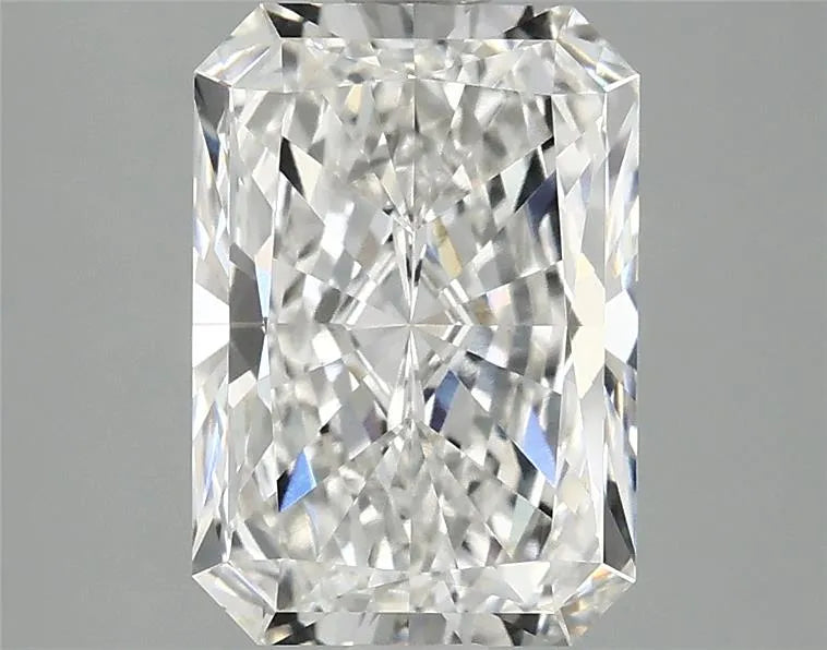 3.00ct Radiant Lab Grown Diamond (Colour F, Clarity VVS2, IGI Certified)