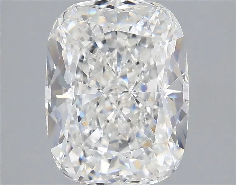 3.02ct Cushion modified Lab Grown Diamond (Colour E, Clarity VVS2, IGI Certified)
