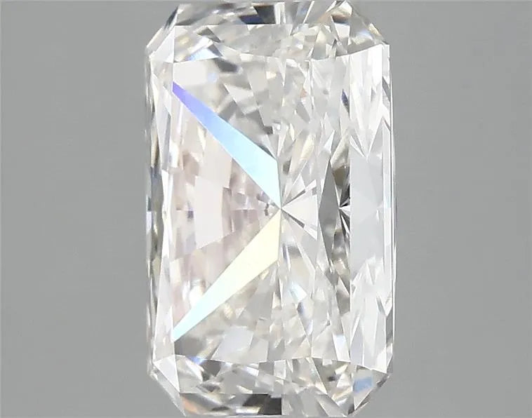 3.09ct Radiant Lab Grown Diamond (Colour G, Clarity VVS2, IGI Certified)