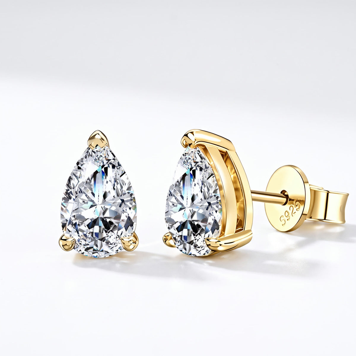 Pear Moissanite Stud Earrings – Capucine in 18K Yellow Gold Vermeil