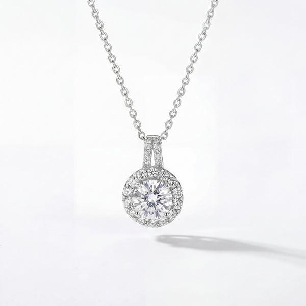 Round Moissanite Halo Pendant Necklace – Anouk